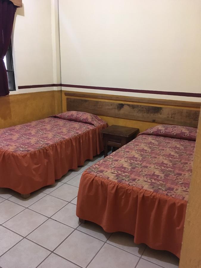 Aparthotel Quinta San Agustin à León de los Aldamas Extérieur photo